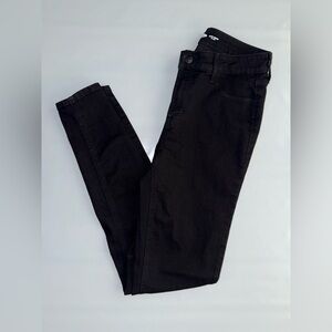 Old Navy size 4 black super skinny jeans